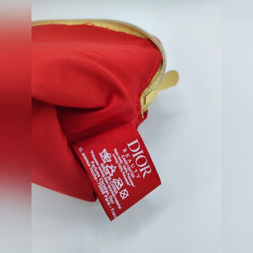 2024 DIOR Red Velvet Beauty Pouch Gold Zips Holiday VIP Cosmetic Bag NWOT - Picture 5 of 10